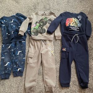 Boys 3T Clothing Lot 3 Matching sets
